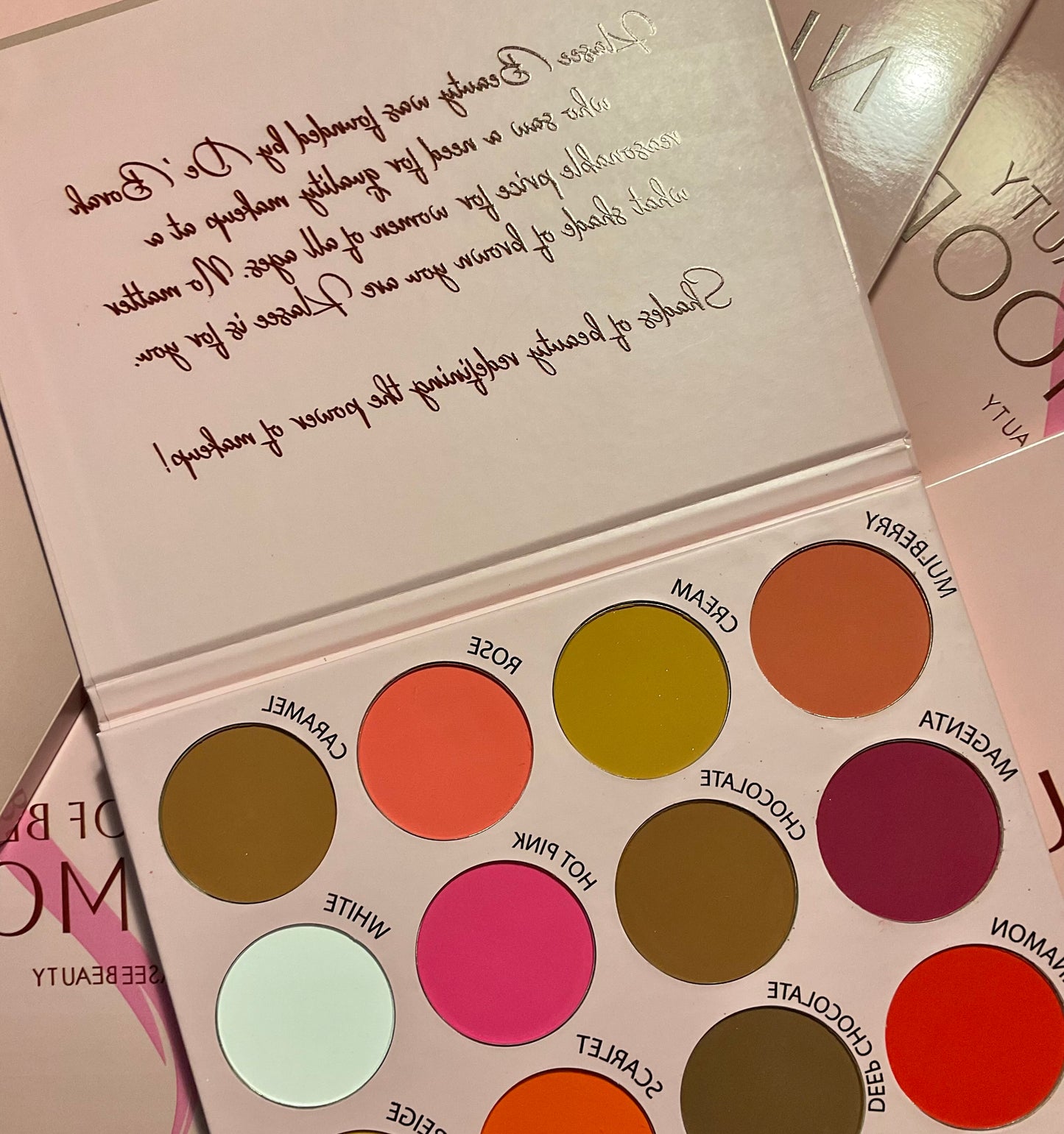 Matte Eyeshadow Palette.